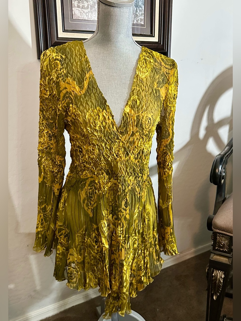Komarov Long Sleeve Crinkle Pleated Asymmetric Tunic in Marigold & Olive Green